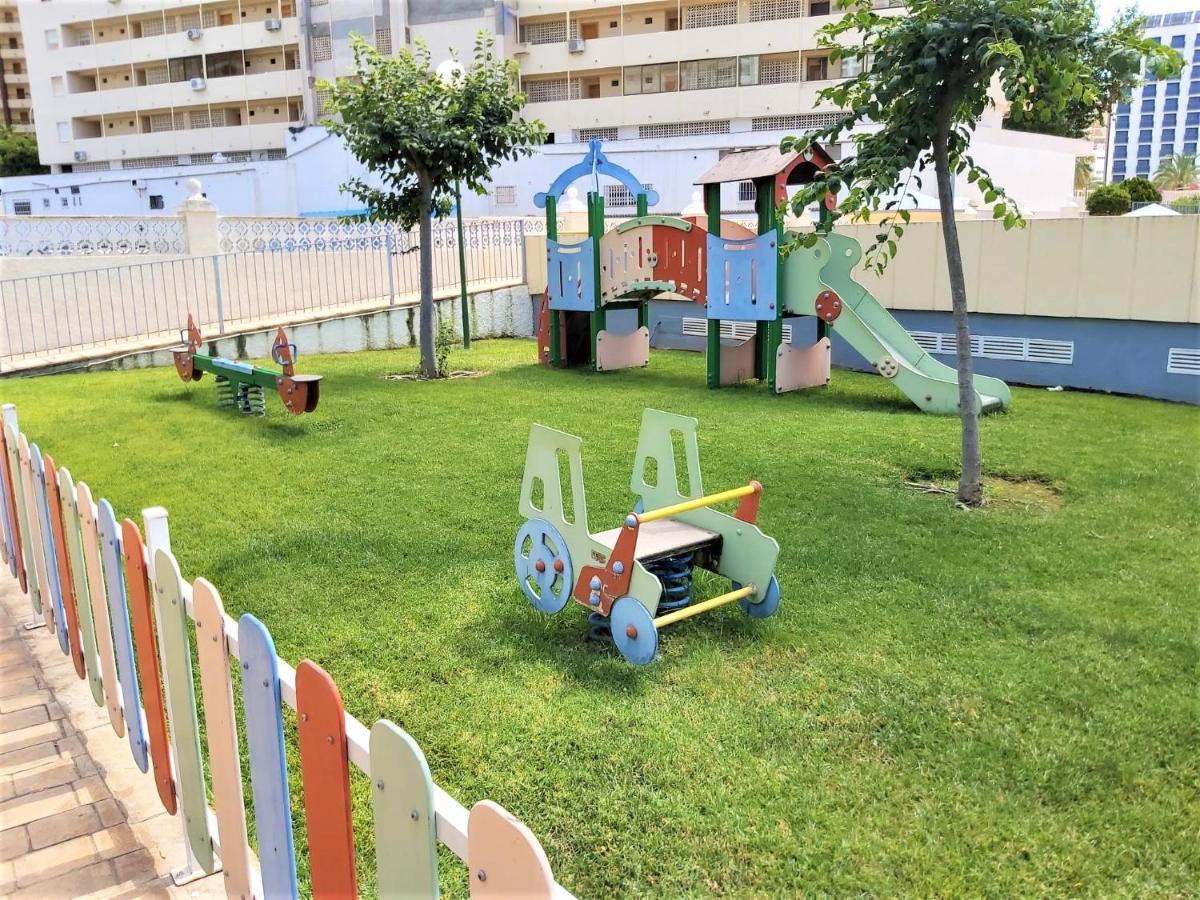 Gemelos 22-3-12 Benidorm Exteriér fotografie